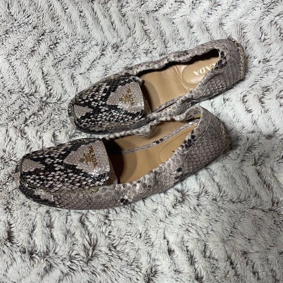 Prada Women's Snakeskin Loafers - Beige and Black - Picture 2 of 3
